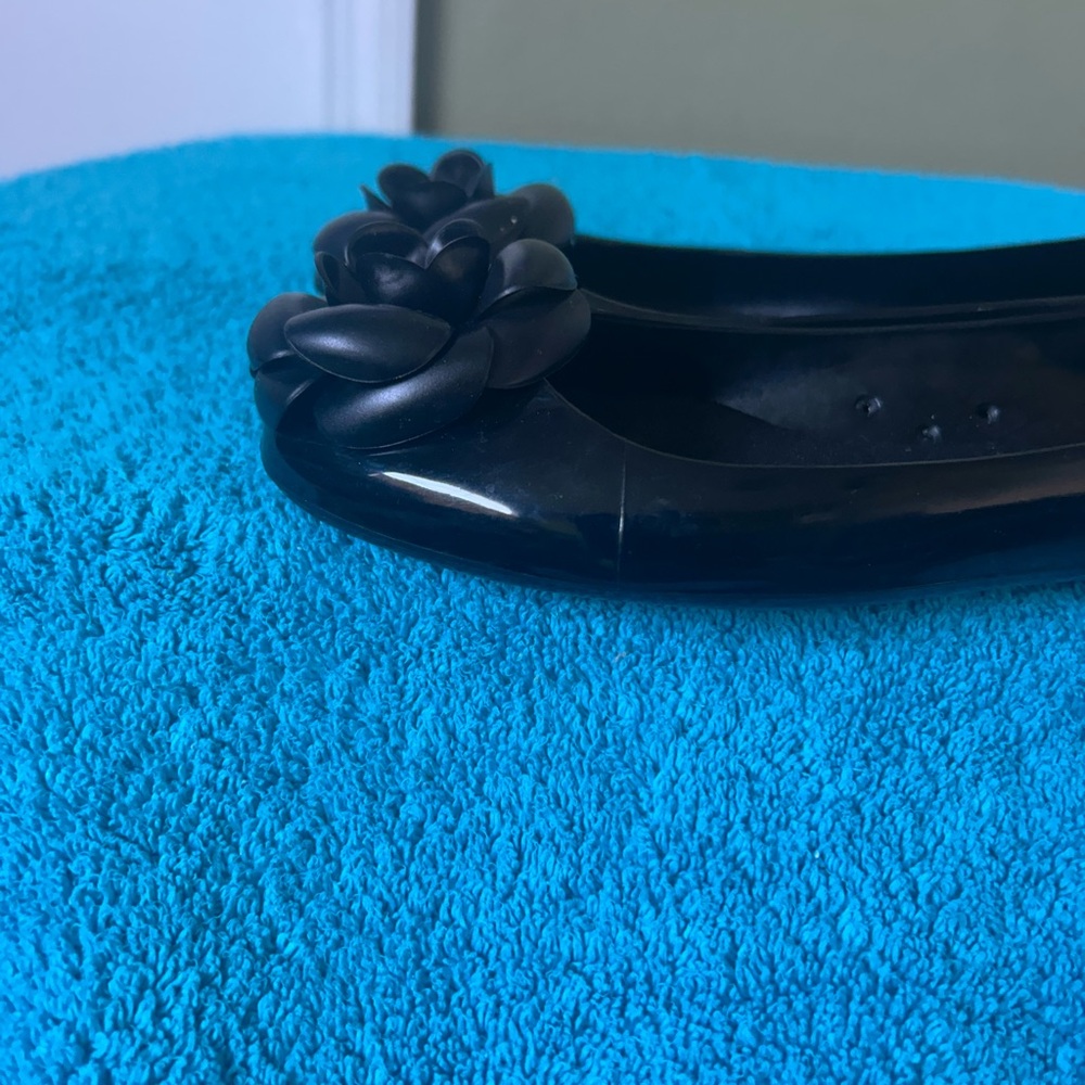Kate Spade Jade Jelly Black Flats with Floral Accent Sz 9 - Picture 7 of 14